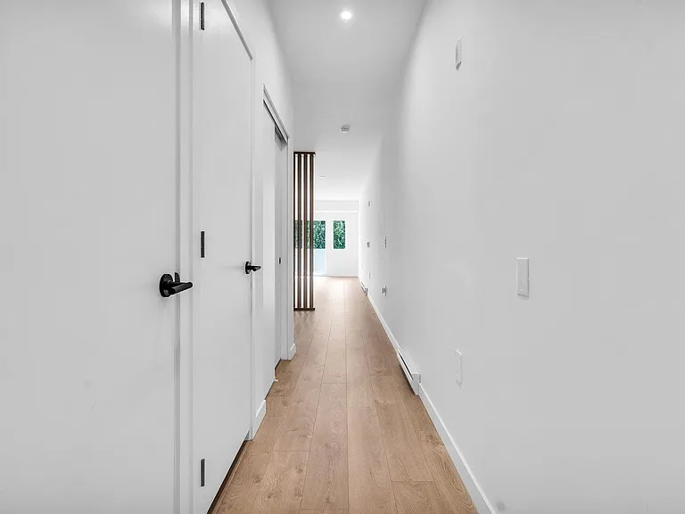2520 Guelph St #317 — Photo 12