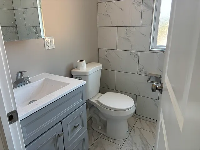 1860 N Hoyne Ave #2W — Photo 11