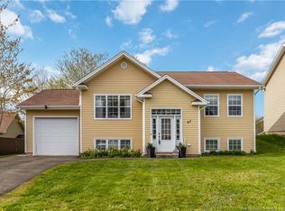 47 Herman St, Dieppe, NB E1A0R3