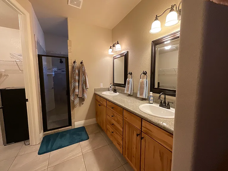 2664 Steamship Dr — Photo 32