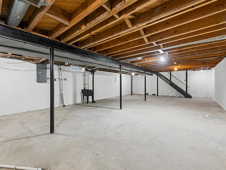32447 Hawthorne Dr — Photo 19