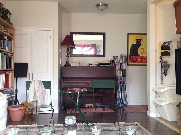 4th image of 3448 11th St #1R