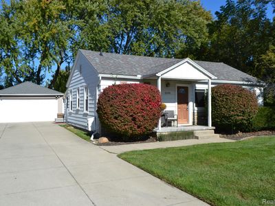 2133 Isabell Dr, Troy, MI, 48083