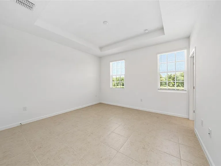 2408 Celebration Blvd — Photo 15