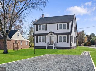 7215 Golden Ring Rd, Baltimore, MD 21221