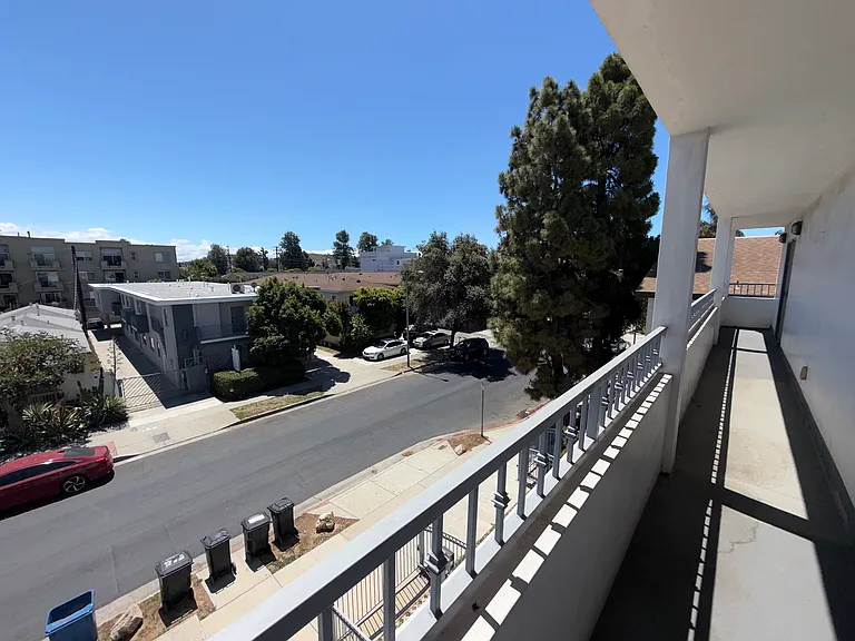 3317 Bagley Ave #5 — Photo 40