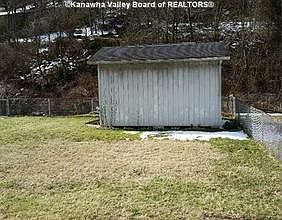 4th image of 566 Georges Creek Dr