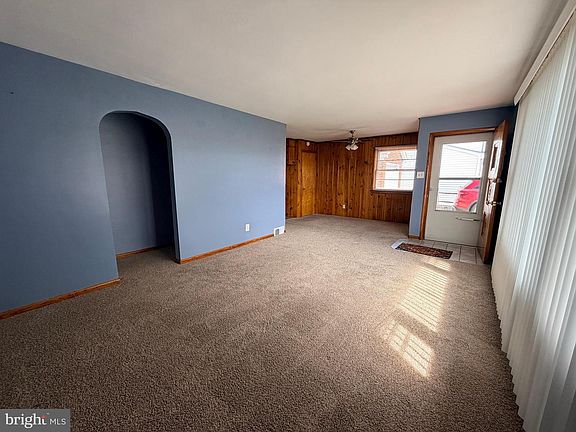 4th image of 9060 Downsville Pike