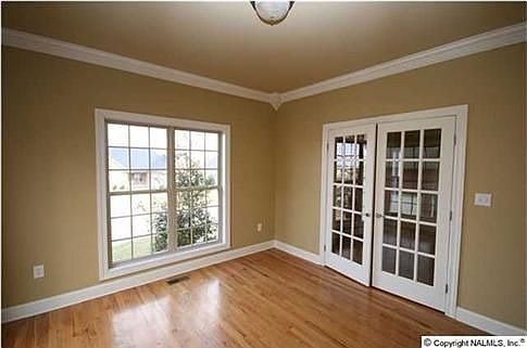 3rd image of 120 Rainbow Glen Cir
