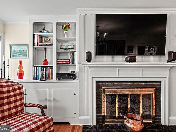 4th image of this home