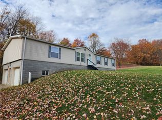 154 Mannal St, Beaver Falls, PA 15010