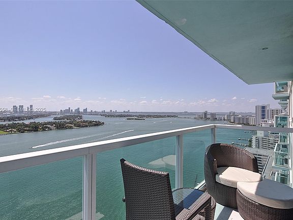 4th image of 650 West Ave APT 2801