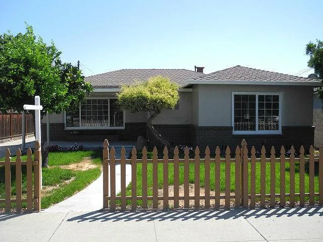 1428 Meridian Ave photo 1