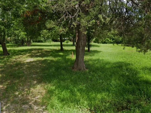 Donelton St, Cumby, TX 75433