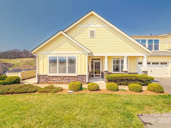 41 Brookstone Pl, Candler, NC 28715