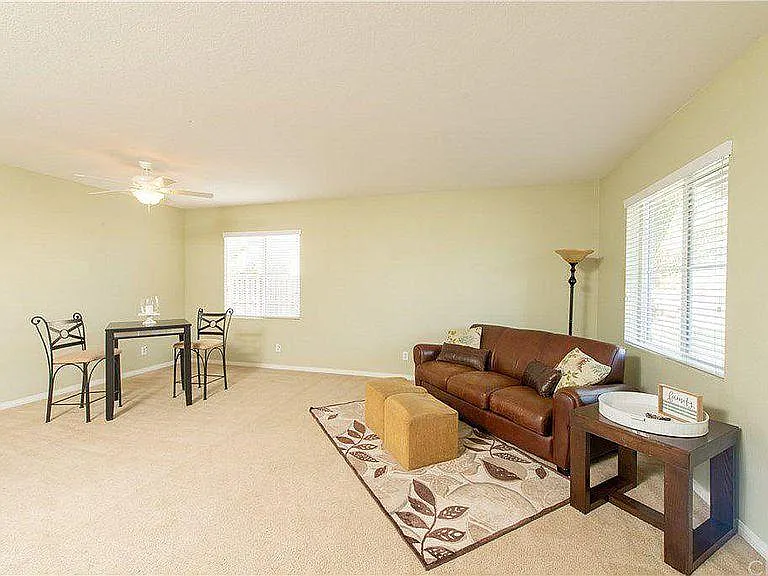 19690 Berrywood Dr — Photo 2