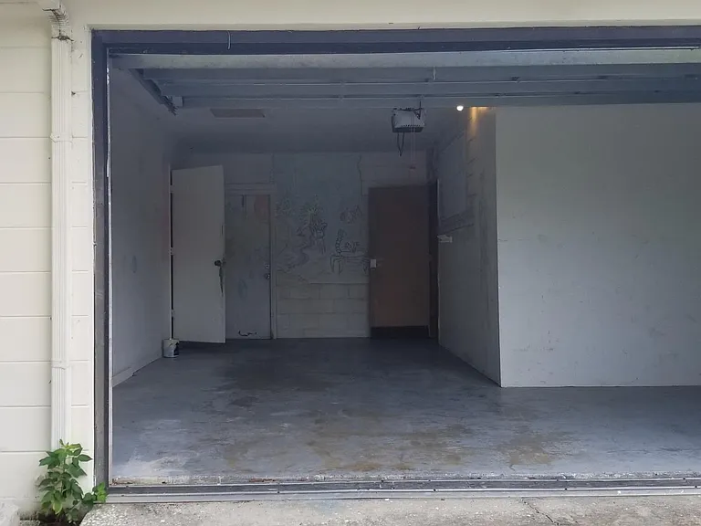 12401 Brookside St — Photo 10