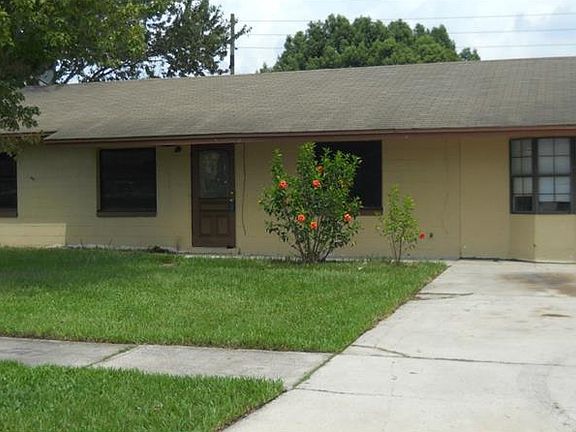 3rd image of 1709 Hiawatha Dr