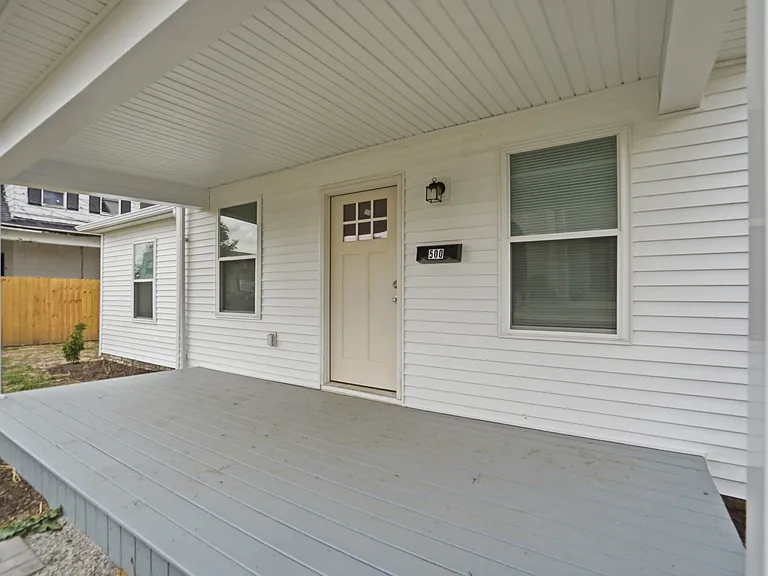 500 N West St — Photo 2
