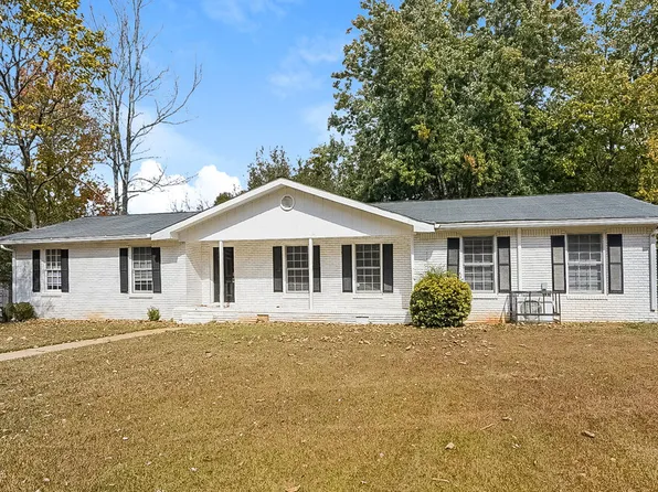 5010 Ailene Dr, Douglasville, GA 30135