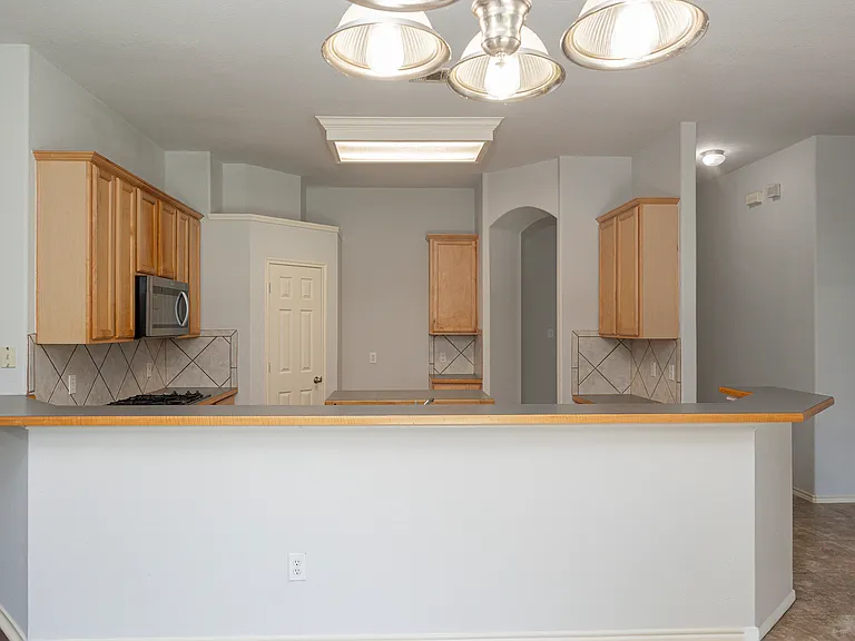 5556 Sky Ridge Dr — Photo 20