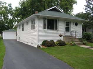 330 S Wisconsin Ave, Villa Park, IL