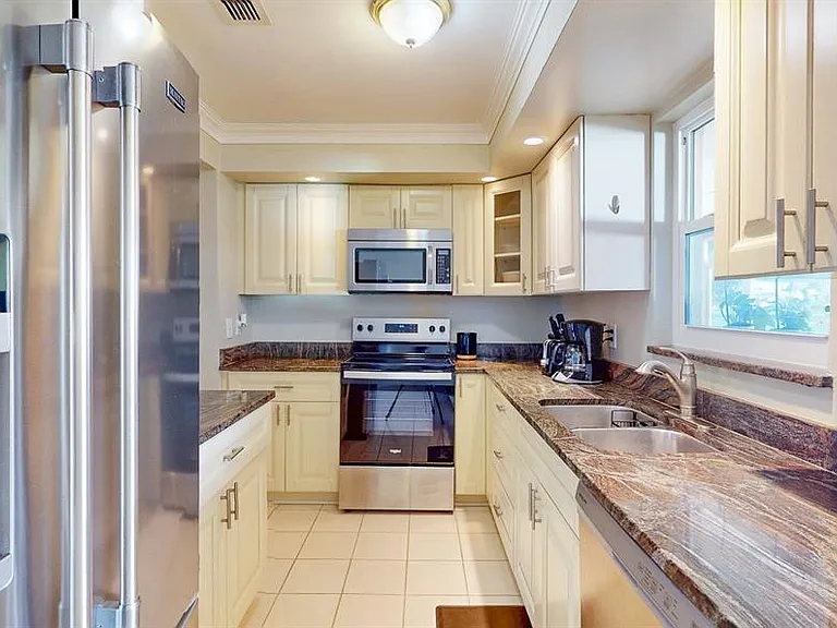 3606 Belle Vista Dr E — Photo 24
