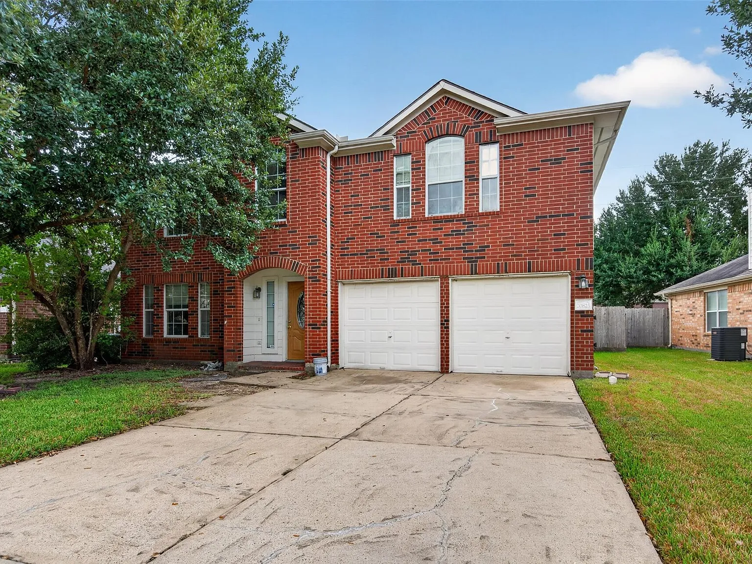 4 bed, 2.5 bath, 2784 sqft, $2,100 — Photo 4