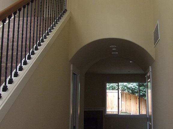 4th image of 9102 172nd Ave NE #2