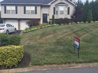 136 Oakwell Ln, Jonesborough, TN 37659