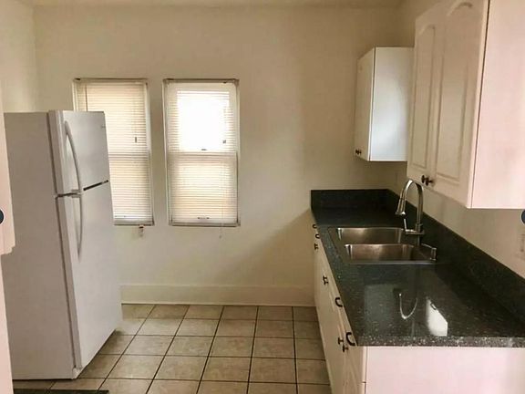 4th image of 4653 33rd St #4653