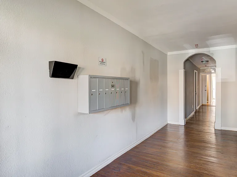 828 East Dr #3 — Photo 21