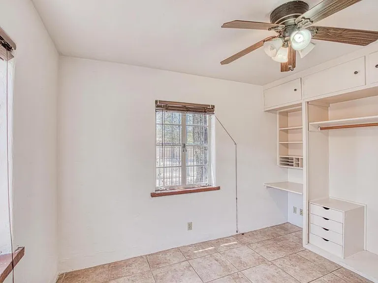 1304 E Linden St #1 — Photo 27
