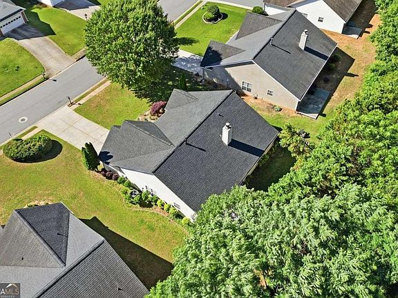 35th image of 540 Sterling Hill Dr