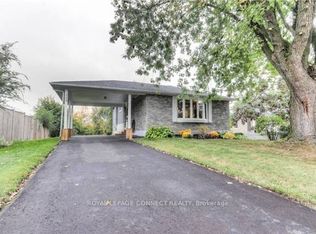 209 Central Park Blvd N, Oshawa, ON L1G 5Z1