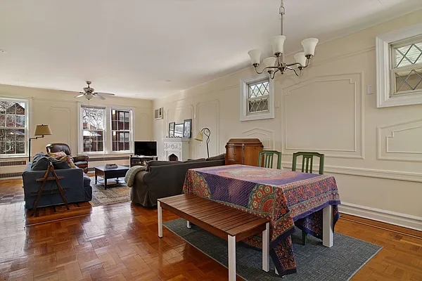 Rented by Compass | media 9