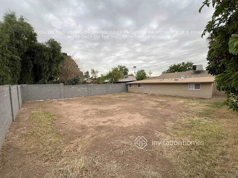 2747 N Greenfield Rd — Photo 12