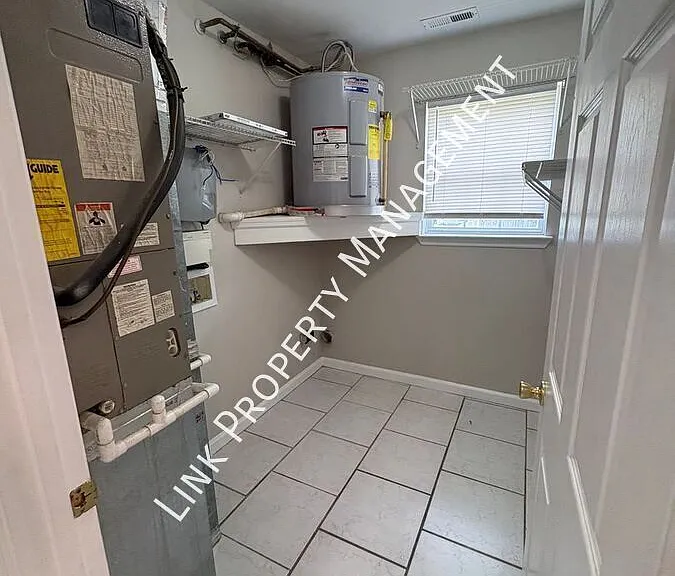 1106 Carline Rd #B — Photo 36