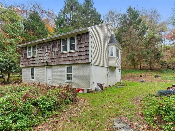 52 Lake Way, Purdys, NY 10578