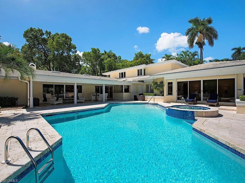 5 bed, 6.5 bath, 5641 sqft, $54,000 — Photo 4