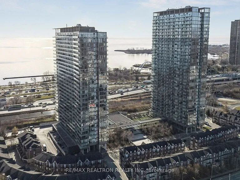 103 The Queensway #2805 — Photo 47