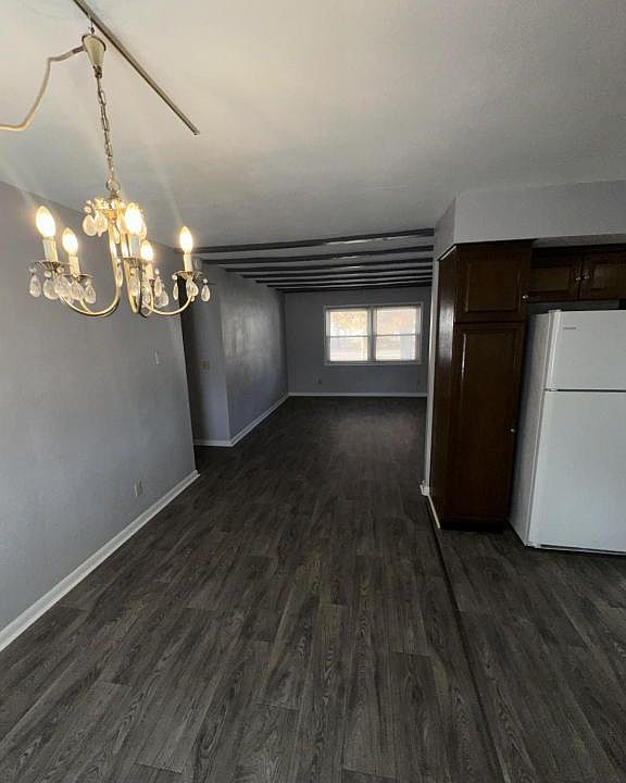 1st image of 555 N Pearl St #B4