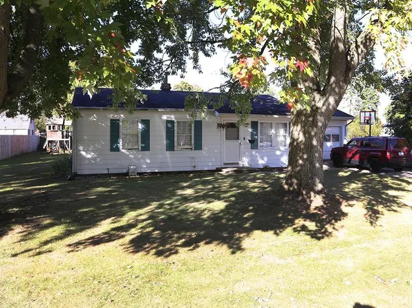 1203 S 13th St, Goshen, IN 46526