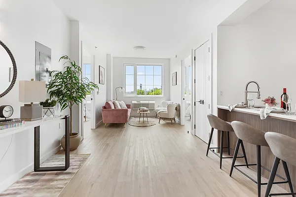 Rented by Nooklyn NYC LLC | media 13