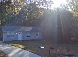 8129 Holly Hill Rd, Charlotte, NC 28227