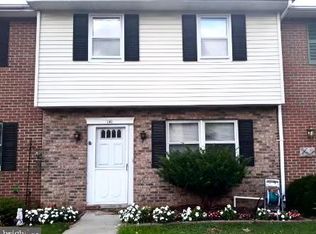 141 Lathrop St, Kingston, PA 18704