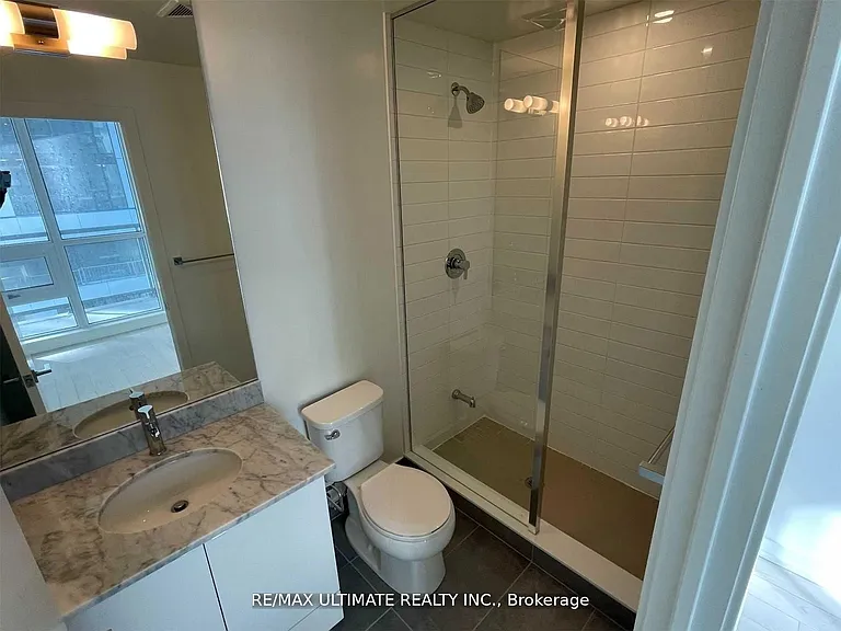 49 E Liberty St #601 — Photo 9
