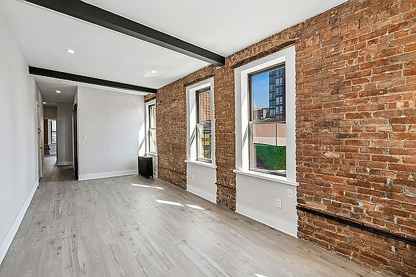 1st image of 48 Graham Ave #2H