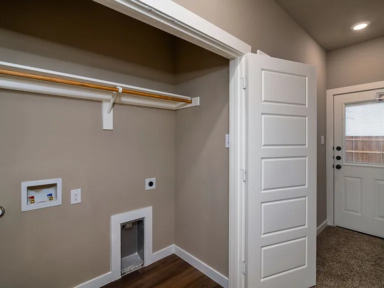 620 Harvest Moon Dr — Photo 17
