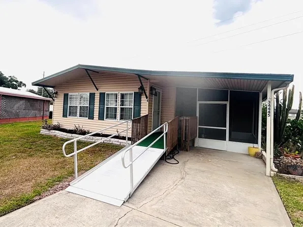 34445 Countryside Dr, Wesley Chapel, FL 33543